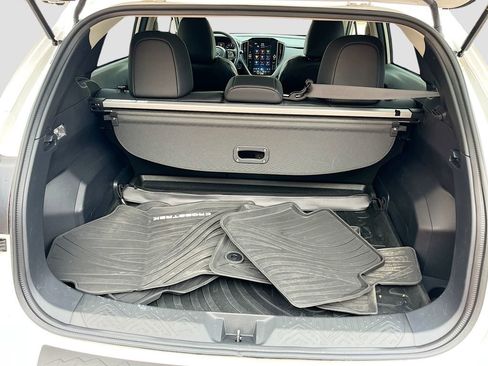 Used 2024 Subaru Crosstrek 2.5i Limited w/ Crosstrek Mirror Package image 25