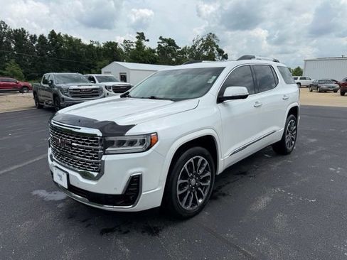 Used 2020 GMC Acadia Denali w/ Technology Package AWD/4WD image 3