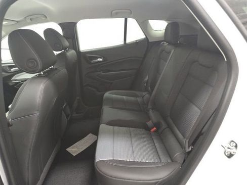 New 2026 Chevrolet Trax LT w/ Driver Confidence Package FWD image 20