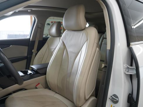 Used 2019 Lincoln Nautilus Reserve w/ Driver Assistance Package image 25