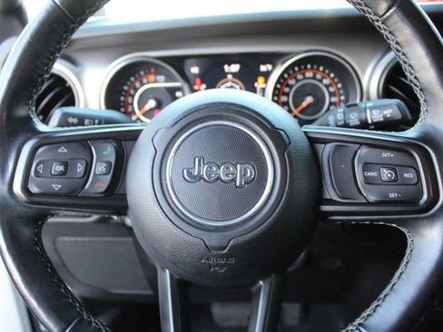 Used 2020 Jeep Wrangler Unlimited Sport image 18