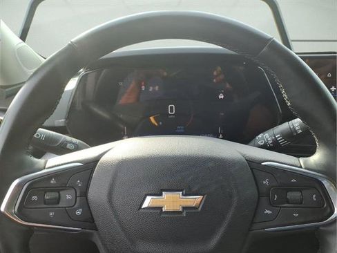 Certified 2024 Chevrolet Trax LT w/ Driver Confidence Package image 18