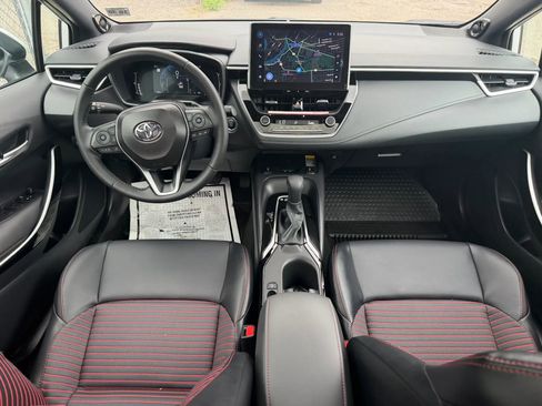 Used 2025 Toyota Corolla XSE FWD image 29