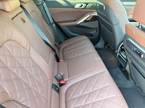 New 2026 BMW X6 xDrive40i w/ Executive Package image 29