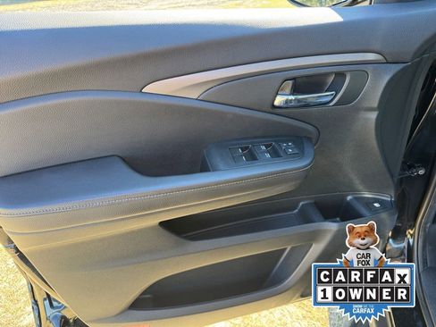 Used 2023 Honda Ridgeline Sport image 31