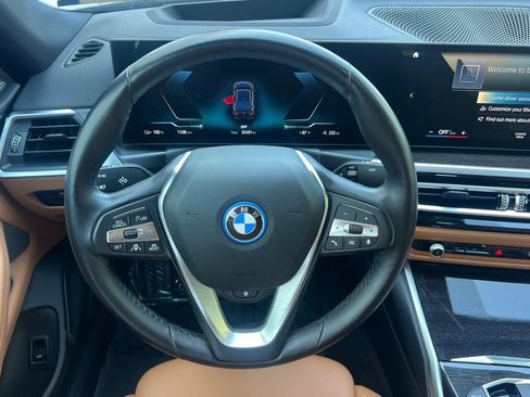 Certified 2023 BMW i4 eDrive40 RWD image 29