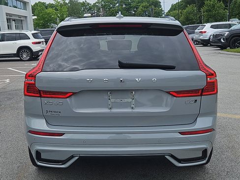 Used 2024 Volvo XC60 B5 Plus w/ Climate Package AWD/4WD image 28