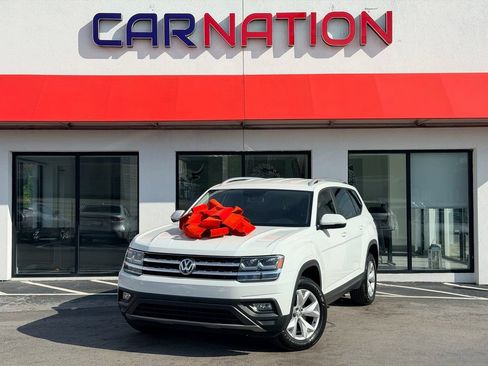 Used 2018 Volkswagen Atlas SE FWD image 2