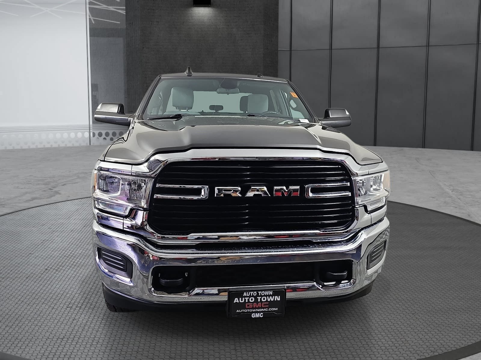 Used 2021 RAM 3500 Big Horn AWD/4WD image 2