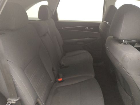 Used 2019 Kia Sorento L image 19