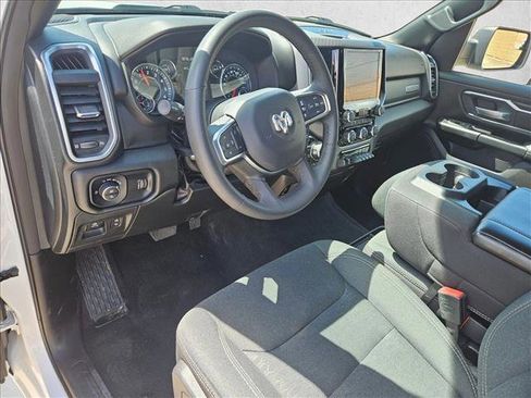 Used 2025 RAM 1500 Big Horn AWD/4WD image 16
