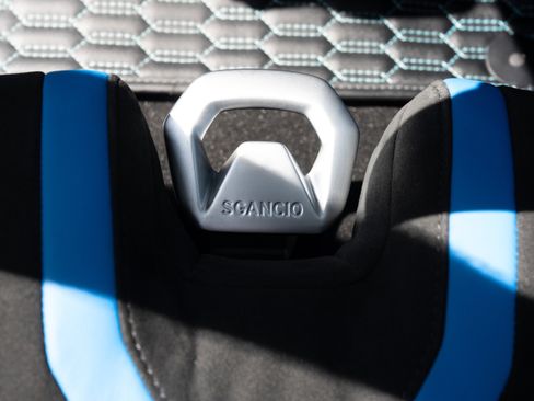 Used 2021 Lamborghini Huracan STO RWD image 41