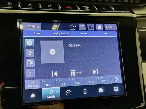 Used 2023 Jeep Grand Cherokee L Laredo image 21