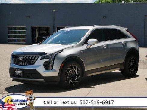 Used 2020 Cadillac XT4 Premium Luxury image 5