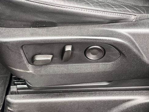 Used 2021 Chevrolet Tahoe Z71 w/ Z71 Signature Package image 20