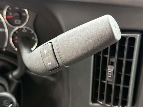 New 2025 Chevrolet Express 3500 Extended image 13