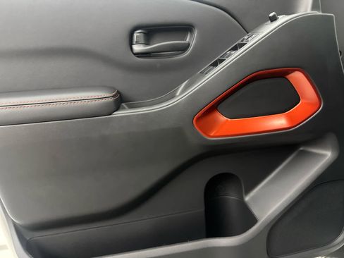 New 2026 Nissan Frontier Pro-X image 14