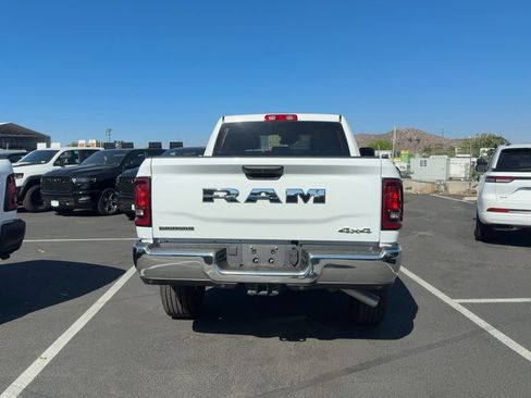 Used 2025 RAM 2500 Big Horn AWD/4WD image 7