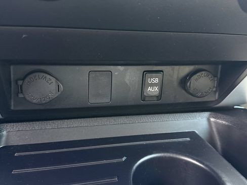 Used 2015 Toyota Tundra Limited RWD image 19