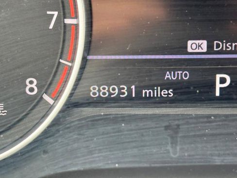 Used 2022 Nissan Rogue SV image 26