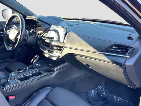 Used 2023 Cadillac CT4 V w/ Navigation Package image 32