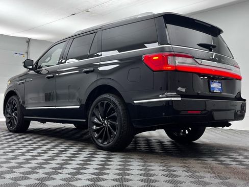 Used 2020 Lincoln Navigator Reserve w/ Equipment Group 208A Reserve image 13