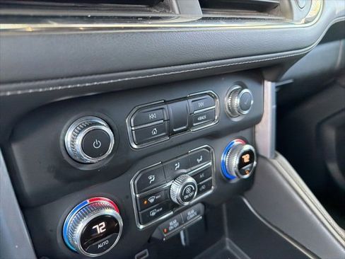 Used 2022 GMC Yukon XL SLE w/ Max Trailering Package image 22