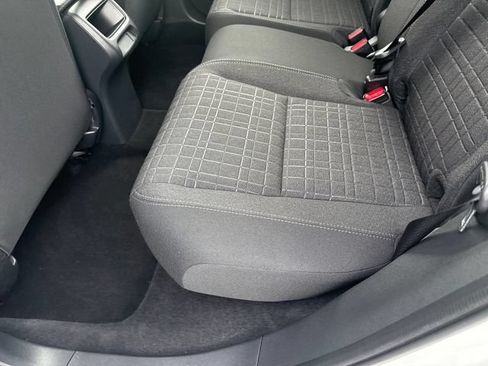 Certified 2025 Honda HR-V LX image 18