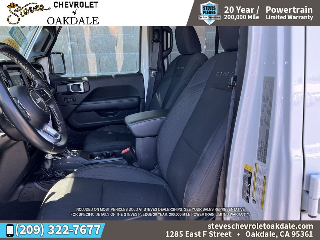 Used 2022 Jeep Wrangler Unlimited Sahara AWD/4WD image 23
