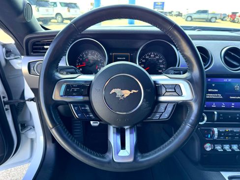 Used 2022 Ford Mustang GT Premium image 21