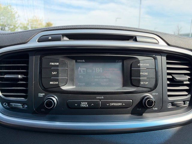 Used 2016 Kia Sorento EX FWD image 17