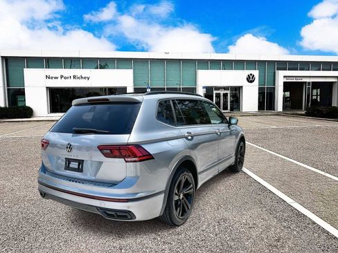 Certified 2023 Volkswagen Tiguan SE R-Line FWD image 6