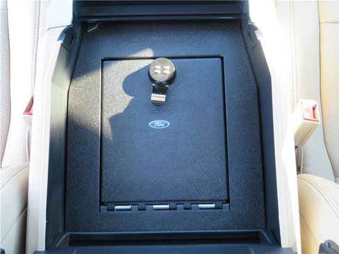 Used 2020 Ford F150 Lariat w/ Equipment Group 502A Luxury image 29