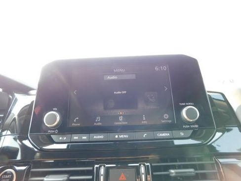 Certified 2022 Nissan Pathfinder S FWD image 8