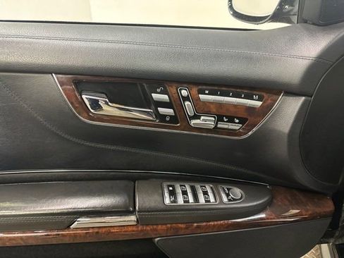 Used 2008 Mercedes-Benz CL 550 w/ AMG Sport Pkg image 15