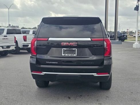 Used 2025 GMC Yukon Elevation RWD image 6