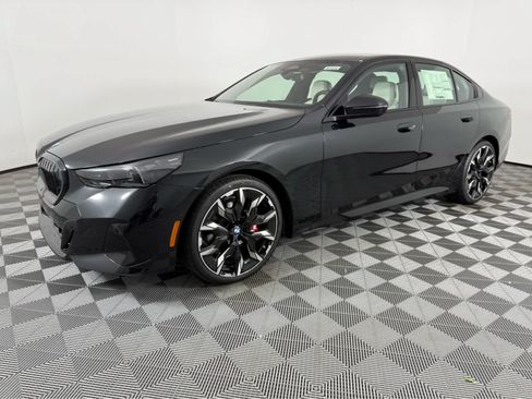 New 2027 BMW 530i w/ M Sport Package RWD image 7