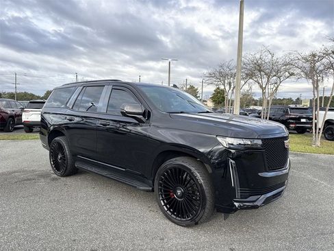 Used 2022 Cadillac Escalade Sport image 1