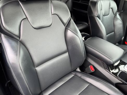 Used 2024 Kia Telluride S w/ S Sunroof Package AWD/4WD image 11