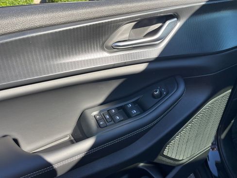 New 2025 Jeep Grand Cherokee L Altitude image 17