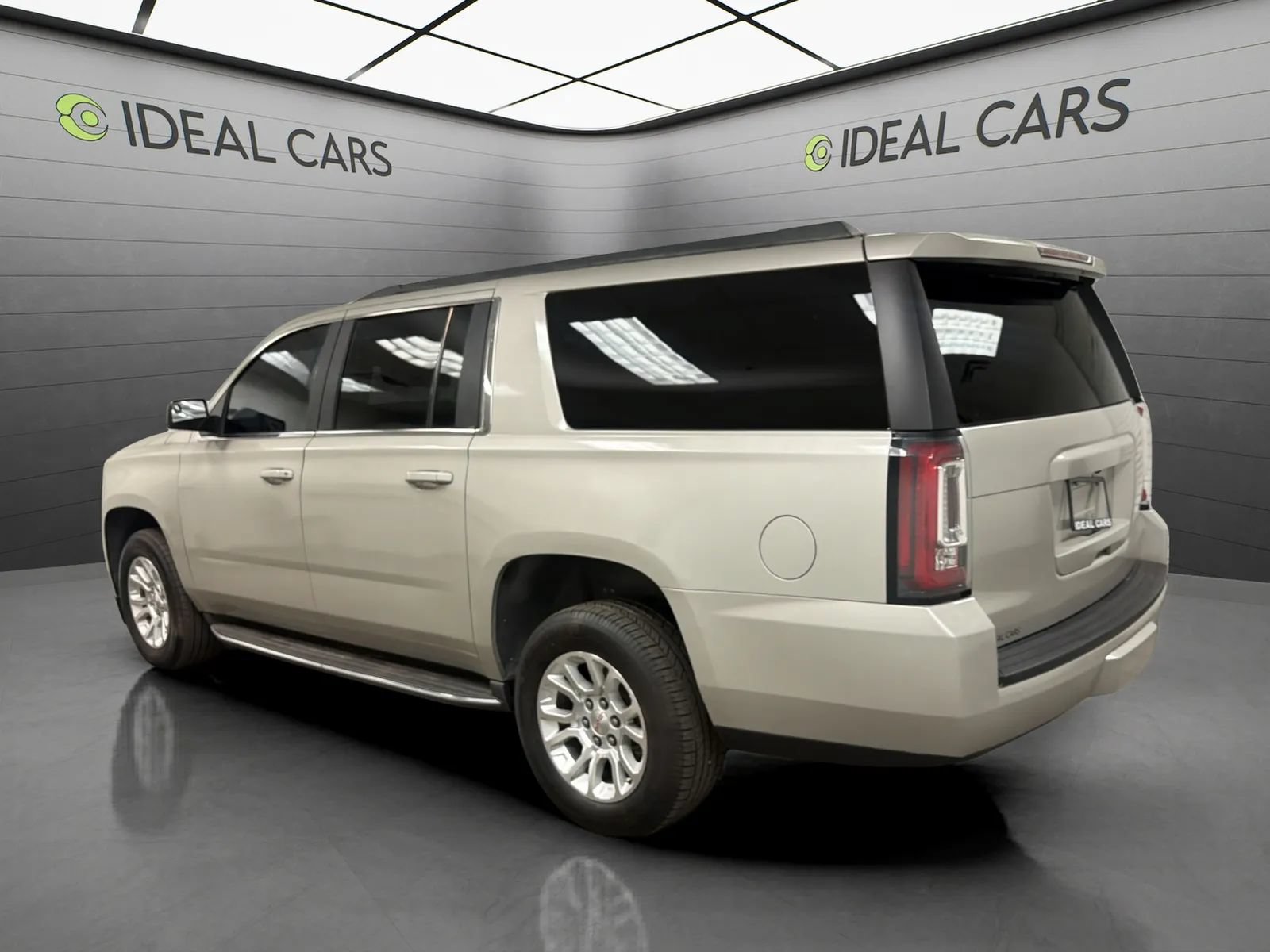 Used 2015 GMC Yukon XL SLE w/ HD Trailering Package AWD/4WD image 7