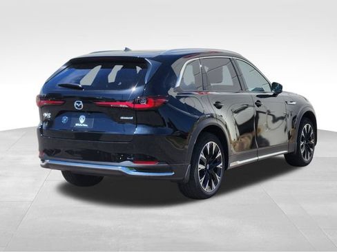 Certified 2025 MAZDA CX-90 Plug-In Hybrid w/ Premium Plus AWD/4WD image 10