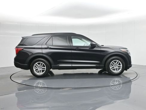 New 2025 Ford Explorer Active w/ Active Comfort Package image 15
