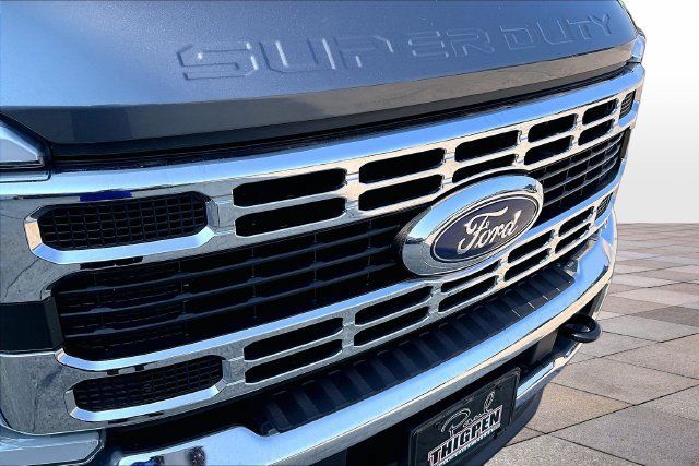 Used 2025 Ford F250 XLT AWD/4WD image 31