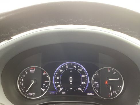 Used 2024 Buick Enclave Premium image 8