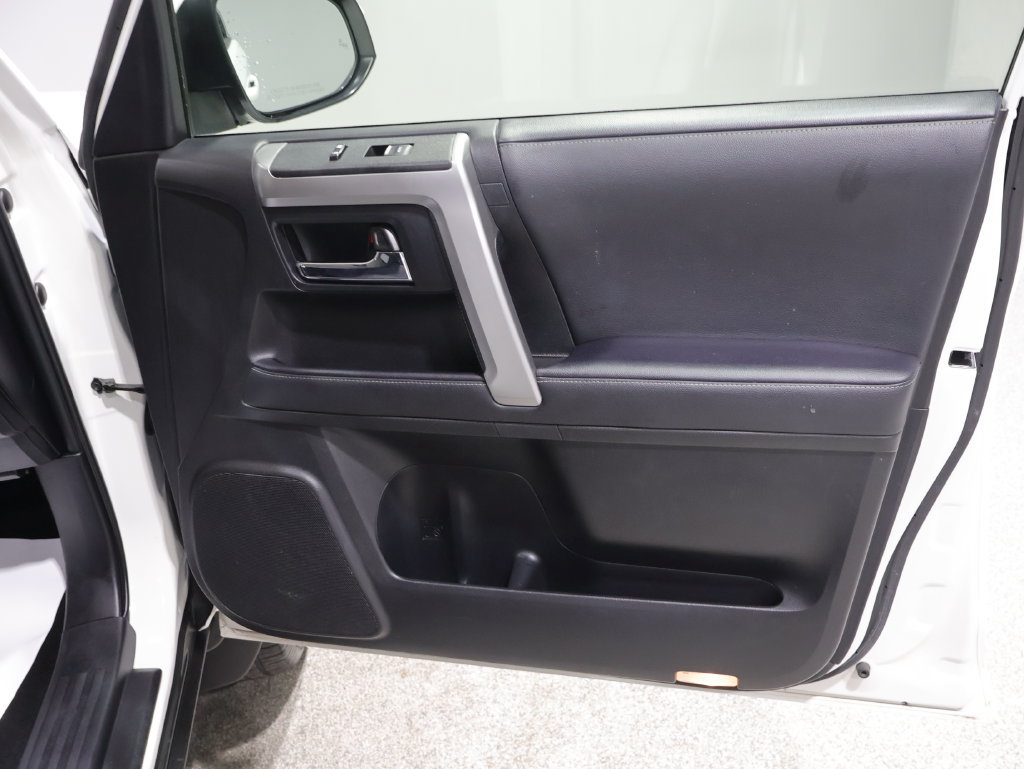 Used 2024 Toyota 4Runner SR5 Premium w/ Moonroof Package AWD/4WD image 24