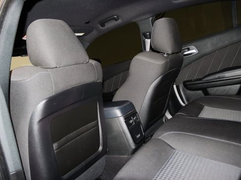 Used 2022 Dodge Charger R/T w/ Blacktop Package image 61