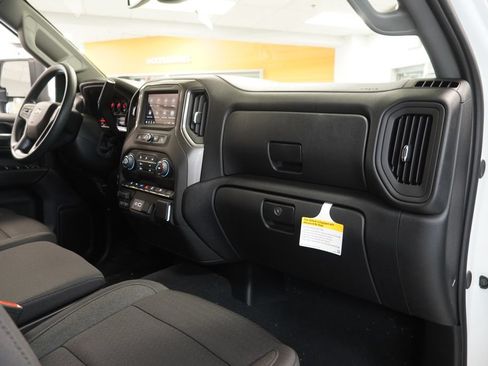 New 2026 Chevrolet Silverado 2500 Custom w/ Custom Value Package AWD/4WD image 34