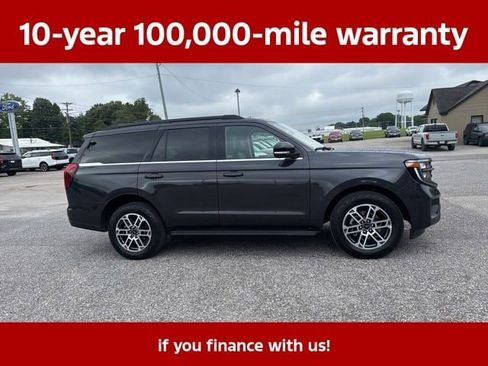 Used 2025 Ford Expedition Active AWD/4WD image 13