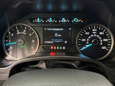 Used 2020 Ford F150 XLT w/ Equipment Group 302A Luxury AWD/4WD image 21